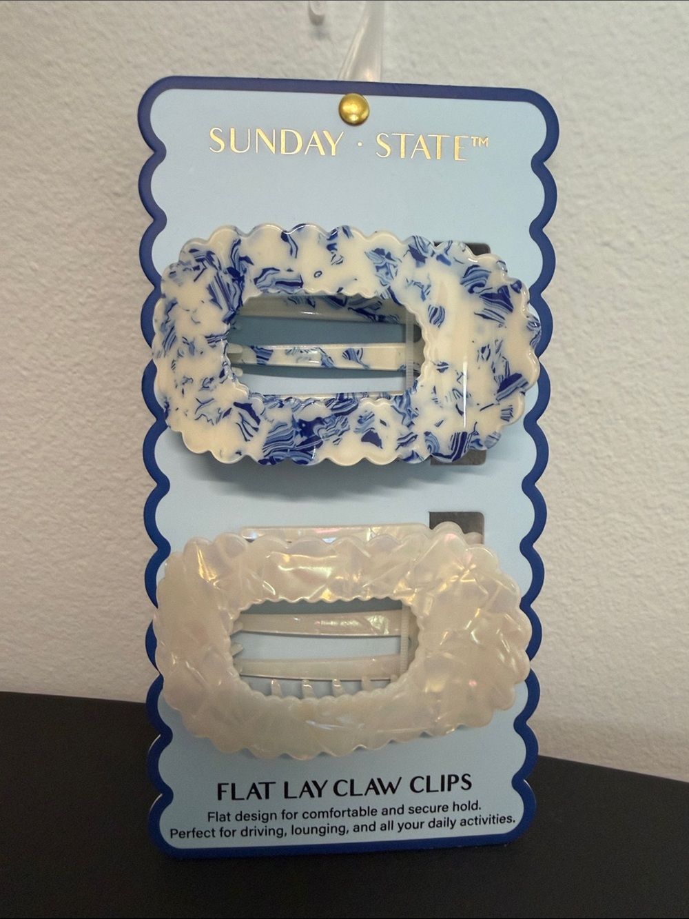 Sunday State | Vintage Inspired Iridescent Flat Lay Claw Clip Set 💙